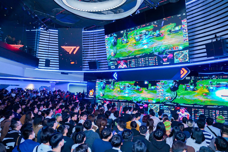 Lễ ký kết dự án OEG Esports Academy