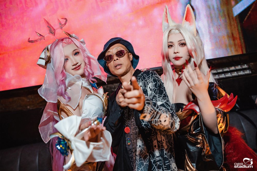 Rực cháy cùng Cosplay và Âm nhạc trong sự kiện OEG kết hợp 1900